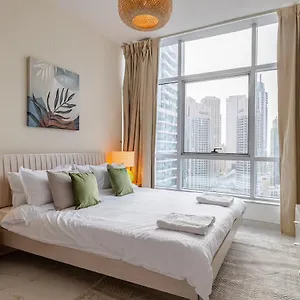 2-bedroom-apartment-in-dubai-marina.dubaihotelsoffers.com/