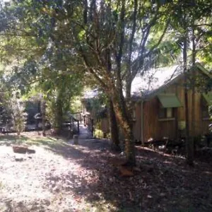 mt-glorious-getaways-mount-glorious.queenslandhotels.net/